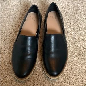 Size 9.5 wedge flats